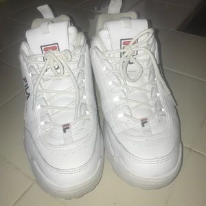 FILA DISTRIBUTERS